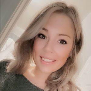 Meet your Posher, Ashleigh